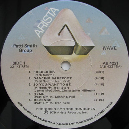Patti Smith Group – Wave (Used vinyl)