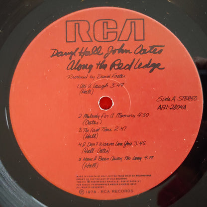 Daryl Hall & John Oates – Along The Red Ledge (Used vinyl)